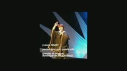 "PERDUE DANS UNE GRANDE VILLE" par Yvonne MAURY