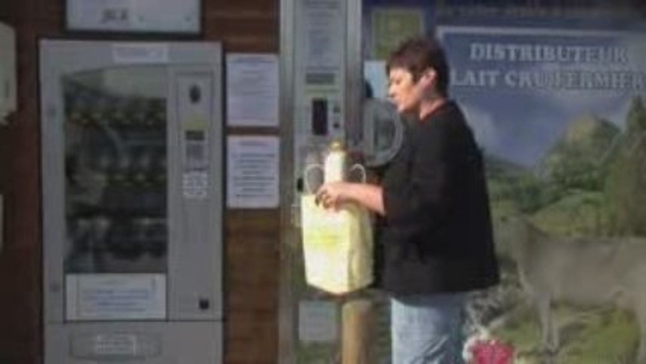 UN INSOLITE DISTRIBUTEUR DE LAIT EN LOZERE