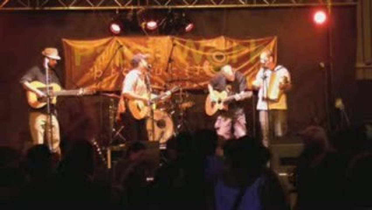 David Vincent & Acorps de Rue: Cayenne LIVE @ L'Aroffe