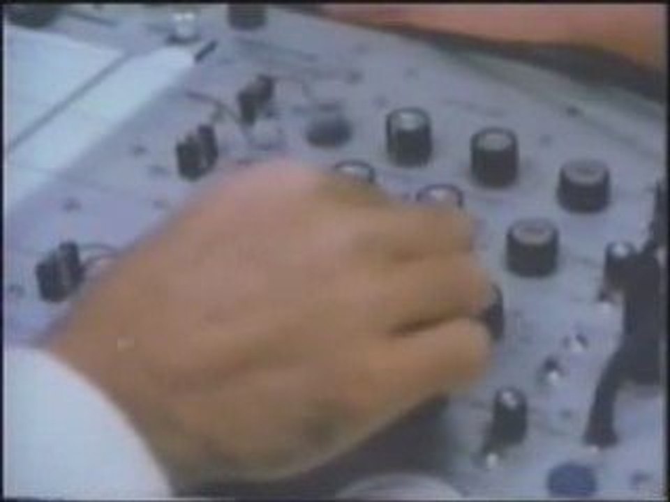 Travis Walton and Mike Rogers talk of the 1975 ET 2/2