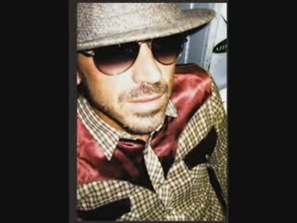 Electro sixteen( the Japanese Popstars remix) -Benny Benassi