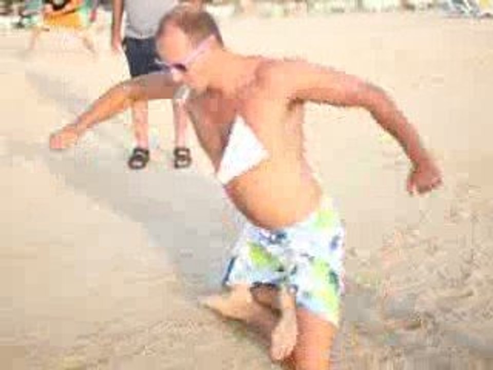 על הברכיים