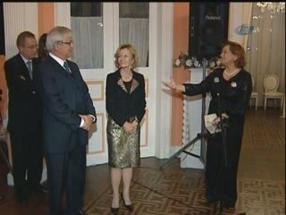 Güler Sabancı'ya Kraliyet Nişanı Verildi