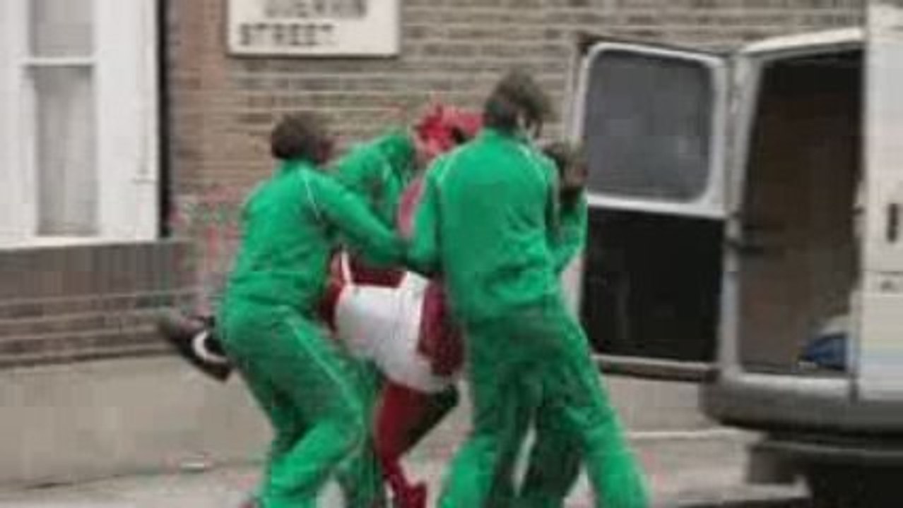 Hunt for Football mascots – Manchester United