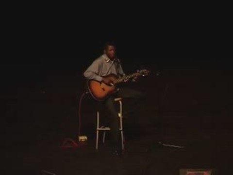 38 Nuit des artistes Lomar chant et guitare