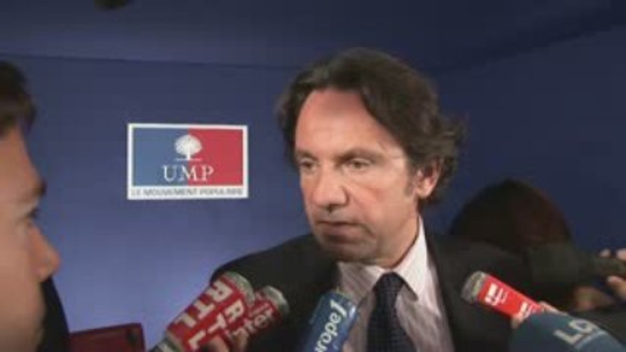 La poste :les socialistes se contredisent une fois de plus !