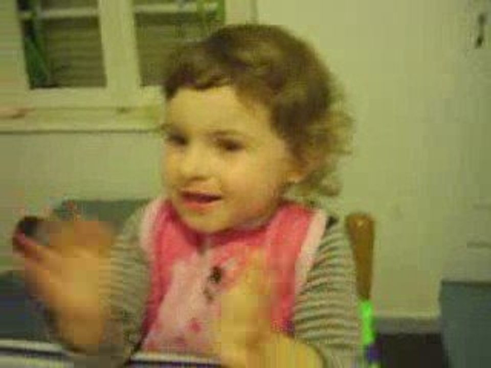 Maelloutre chante