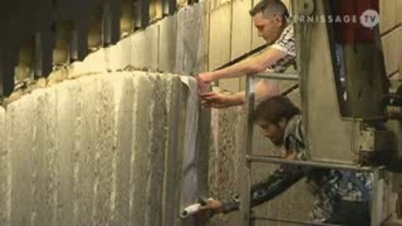 JR: Women are Heroes / Ile Saint-Louis, Paris / Interview