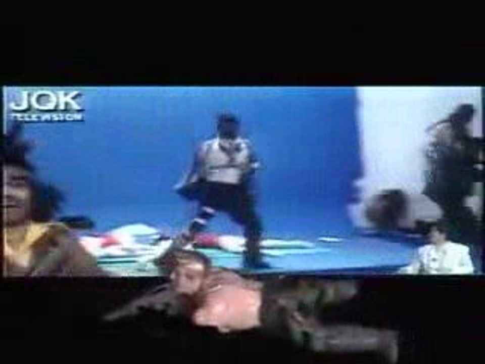 Def Con Dos - Accion mutante