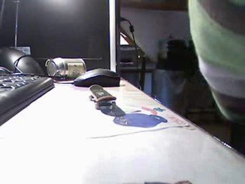 apprendre un ollie finger skate par william