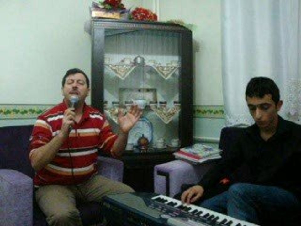 GÖNLÜMÜN BİR HALİ VAR Kİ-POPSTAR MÜFTÜ ADNAN ZEKİ BIYIK