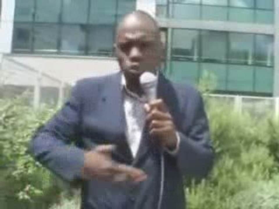 Kémi Séba interpellé ce matin par la section anti-terroriste