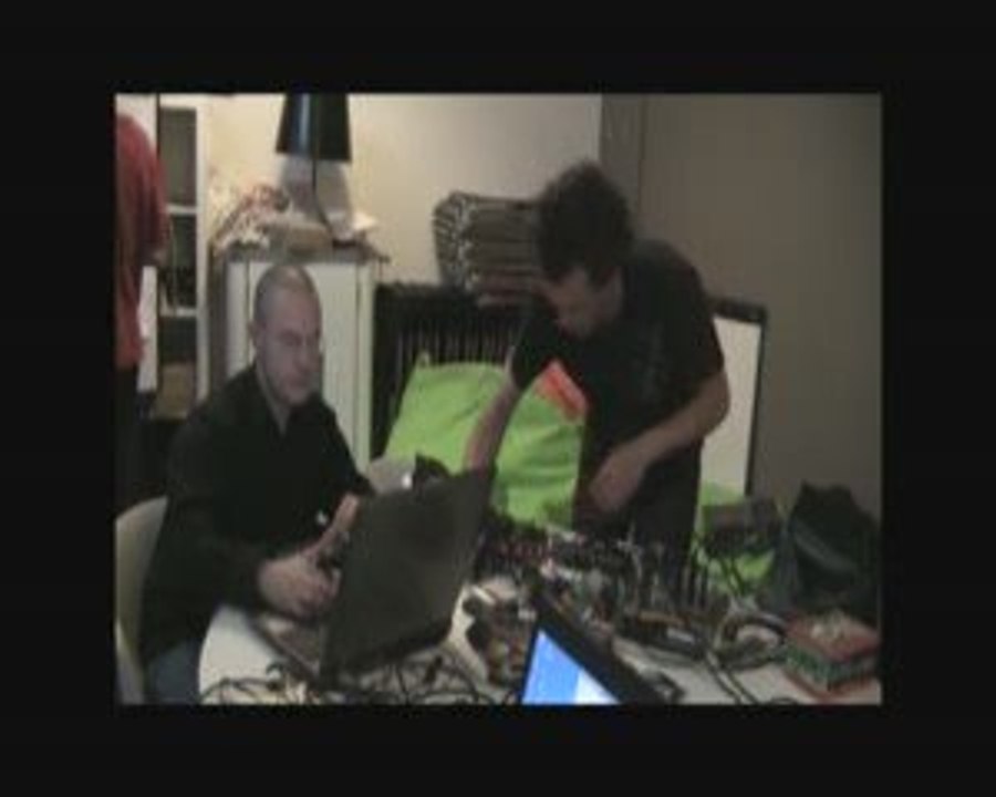 Multisession # 001 - A la cantine