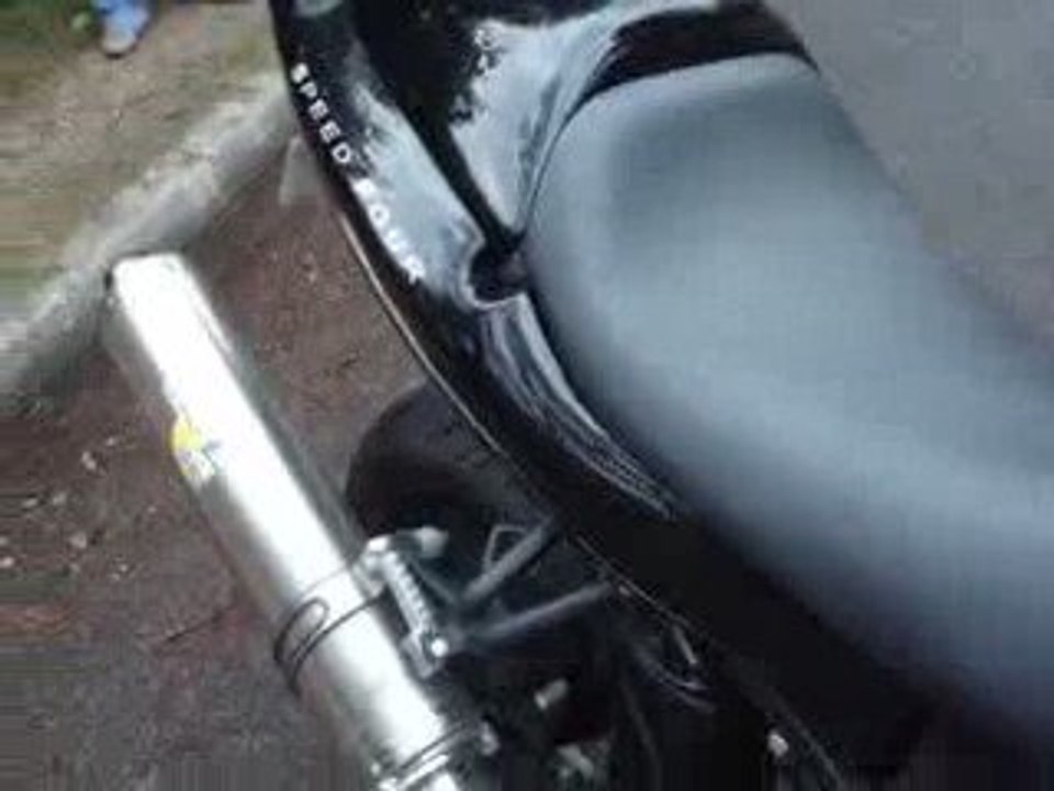 Triumph Speed Four Leovince