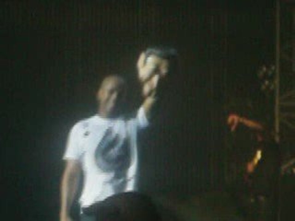 ROHFF EN CONCERT AU ZENITH 6 OCT 2009 (Sarkozy)