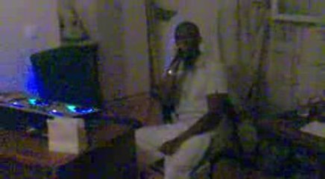 Exeno en live à Sartrouville chez Doreen dans le 78