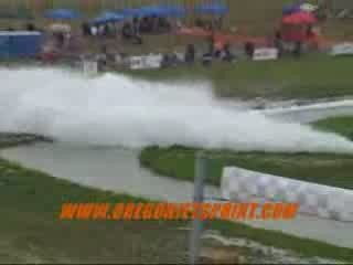 Maîtrise impressionnante d'un Jet Boat !