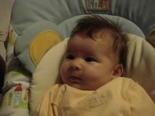 Maÿlis raconte sa journée à son papa