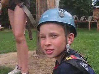 Coralie Qui Fait Un Saut De 20 Metres !!