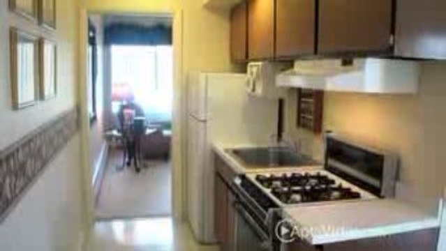 Courts of the Fountains Apartments in Des Plaines, IL