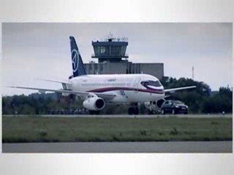 Audi Q7 V12 TDI Quattro tire un avion de 30 tonnes