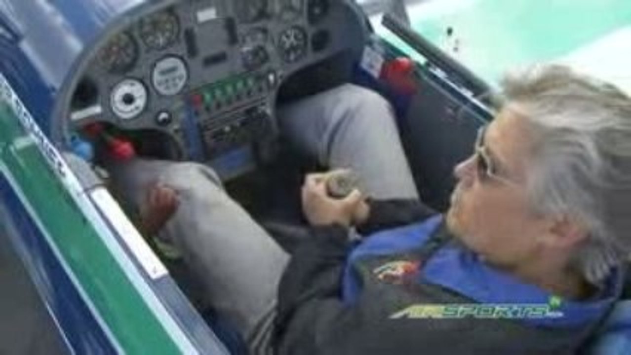 debby rihn-harvey explains basic plane controls