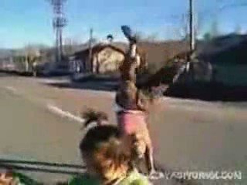 baksen şu köylüye :))