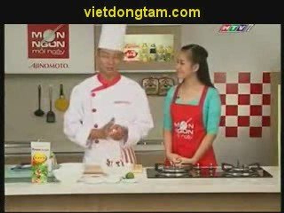 Canh ga dui trong
