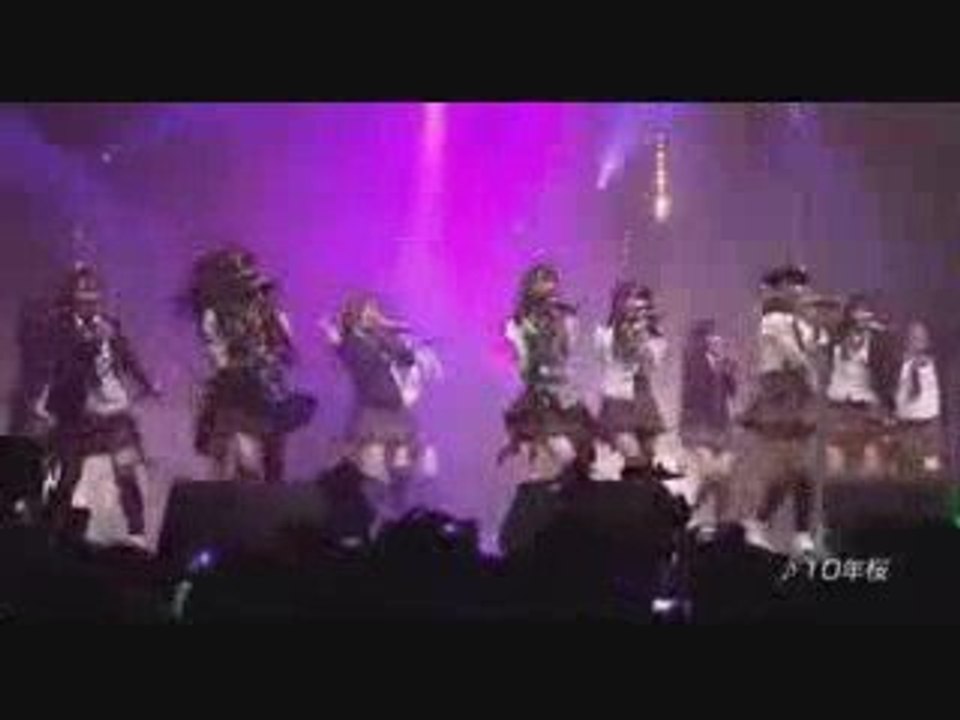 AKB48 in Paris part 2/2