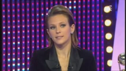 Lorie - Panique dans l'oreillette (avec Gerard JUGNOT) 4_4