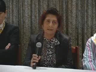 Adnan Oktar'ın basın toplantısı aileler04