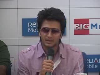 DO KNOT DISTURB Film Promotion