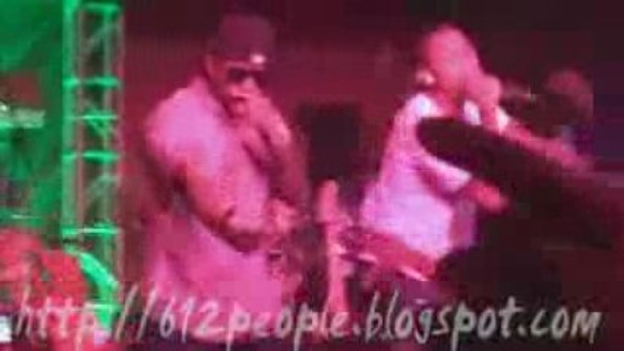 N.E.R.D. Performs "Lapdance" With Band At NOLA Heineken Show