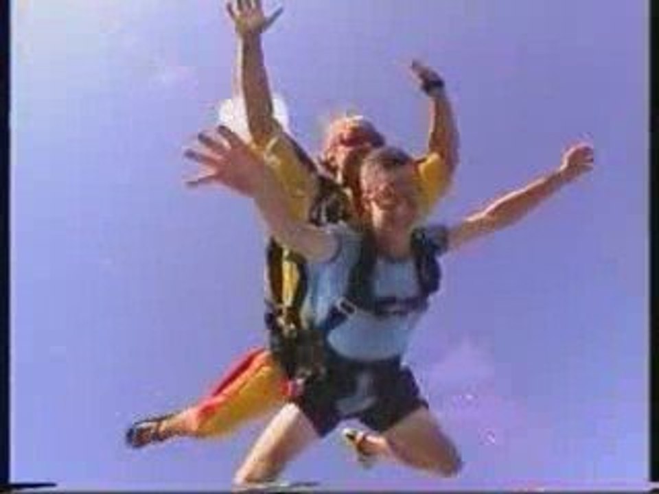 Saut en parachute de Florian en 2004 à Empuria Brava