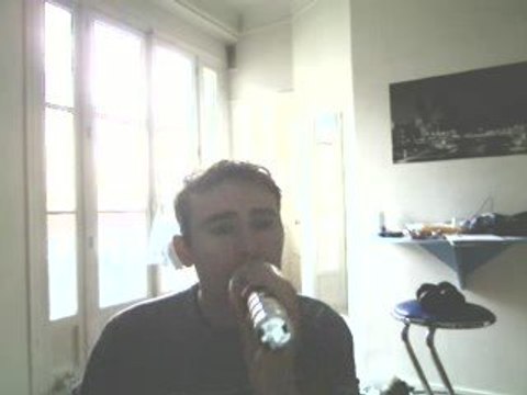 Wiwi égratigne Etonnez moi Benoît