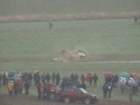 Rallye du Touquet 2009 sortie de route de Canivenq E.S 4