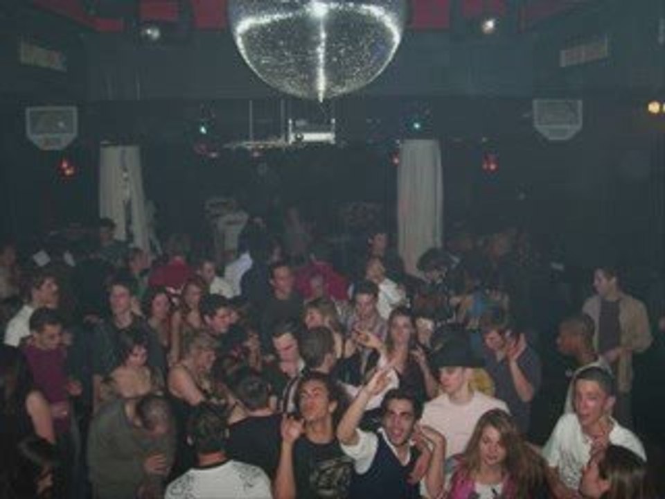 dancehall training by DJ Vibes