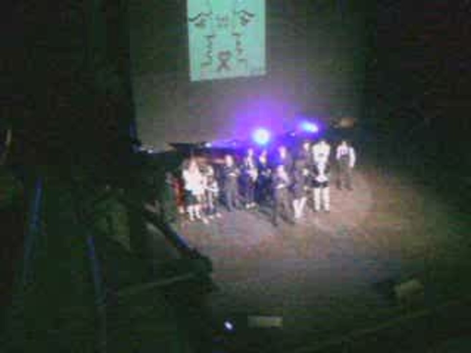 Au théatre d'Avignon, l'entré d'Emilie et Léo sur scène !