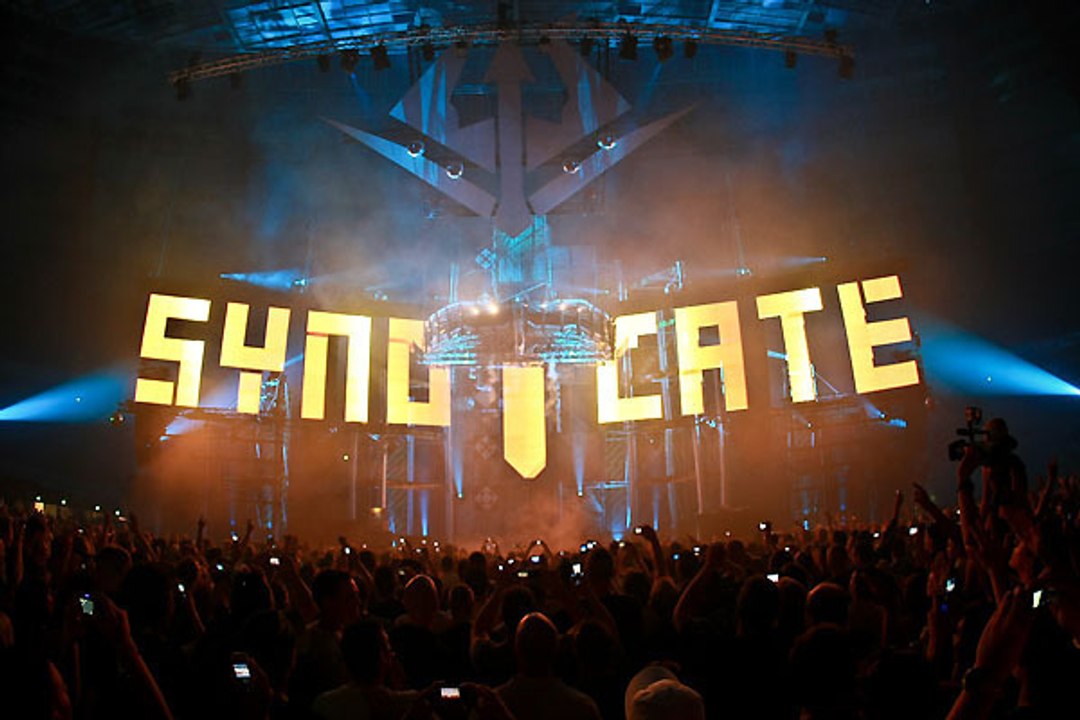 Angerfist LIVE @ Syndicate 2009 [Masters of Hardcore]