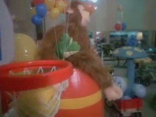 THE INCREDIBLE HULK Goes Shopping