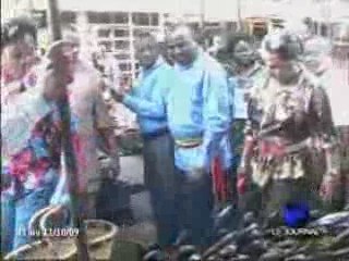Claudine Mounari visite quelques marchés de Brazzaville