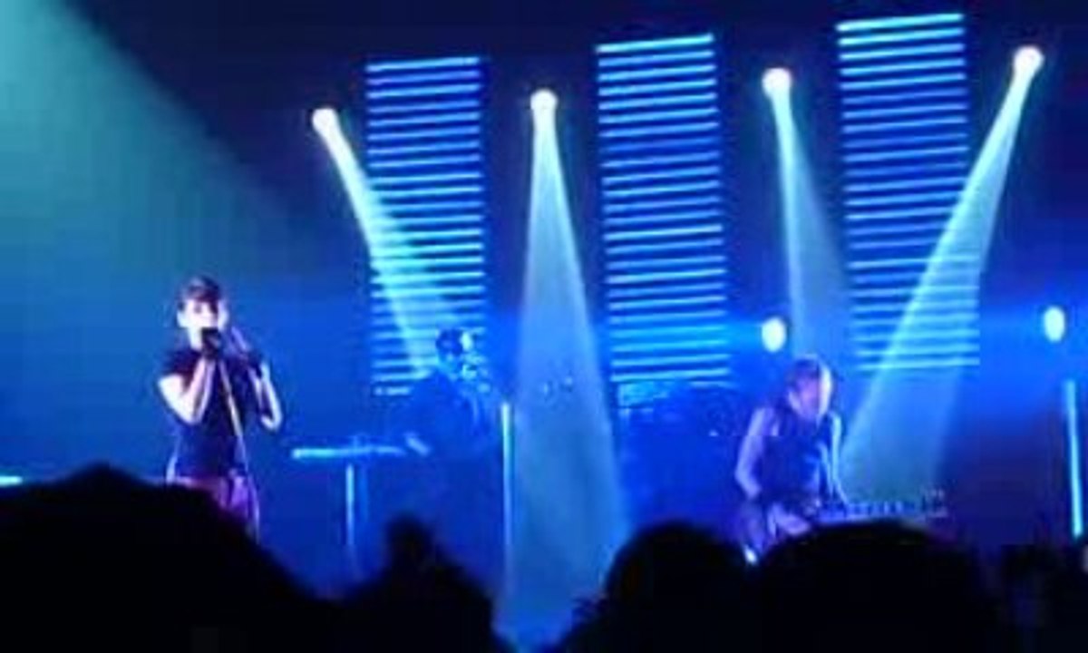 Superbus - Ça Mousse Zenith Saint Etienne HQ