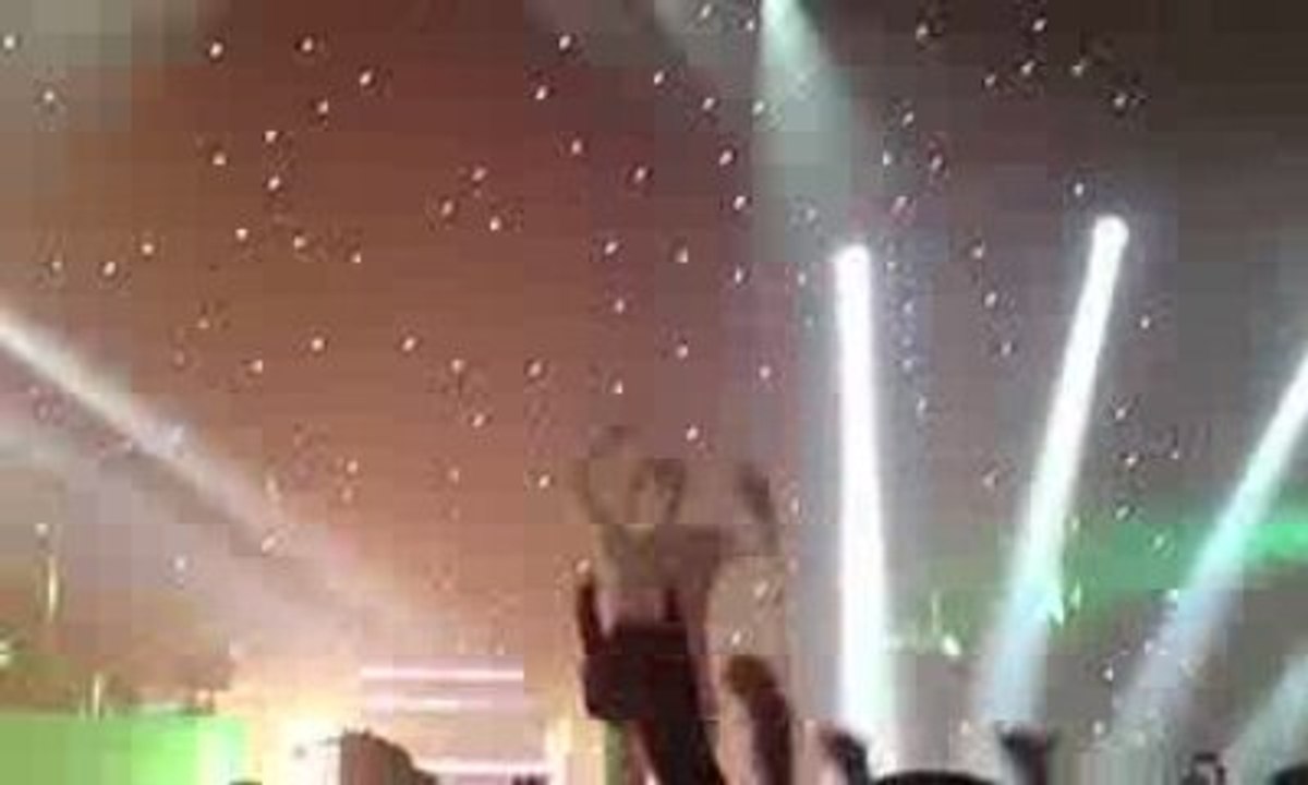 Superbus-Radio Song Zenith Saint Etienne HQ