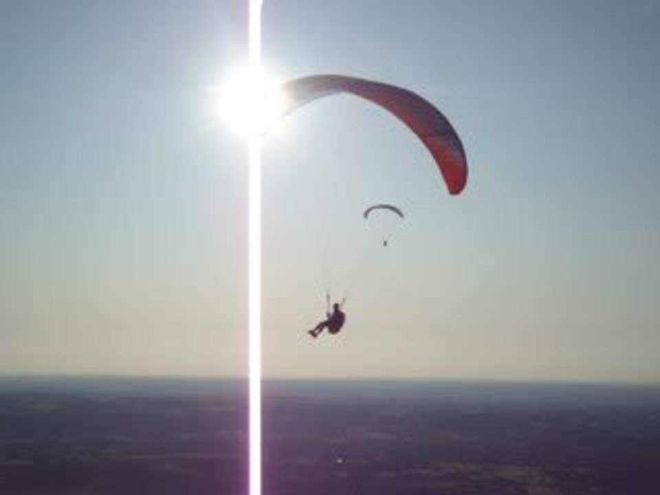 * Le Rêve d'Icare au Sommet du Puy de Dôme - Parapente 2 *