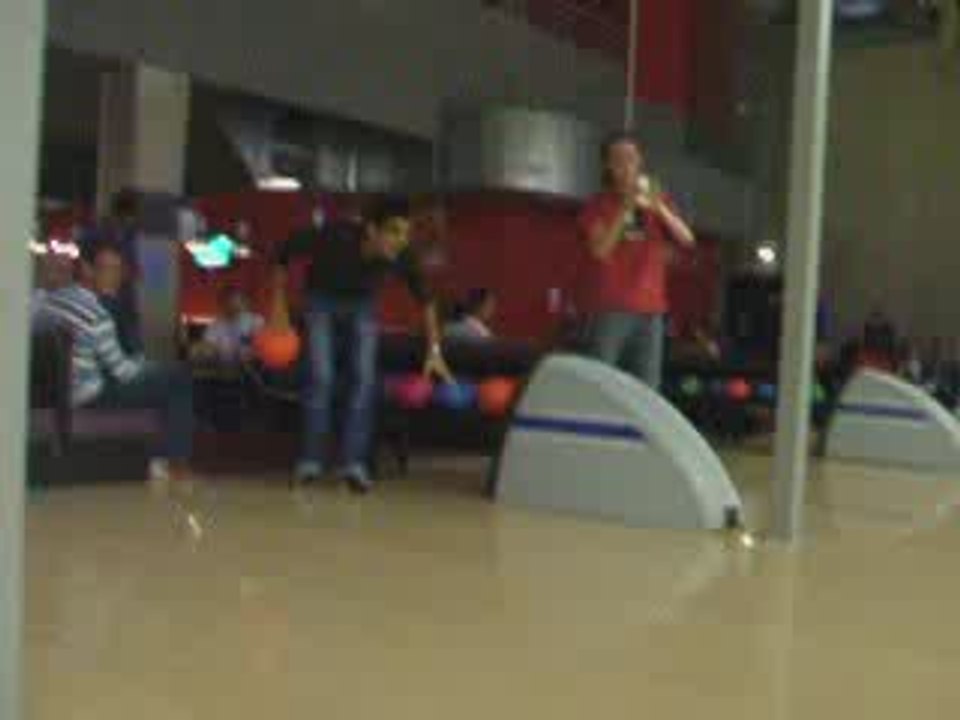 Bowling oddyseum
