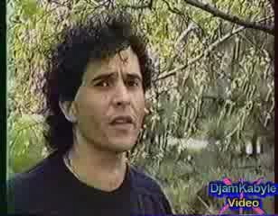 Amirouche "Akhdouyi"clip Kabyle