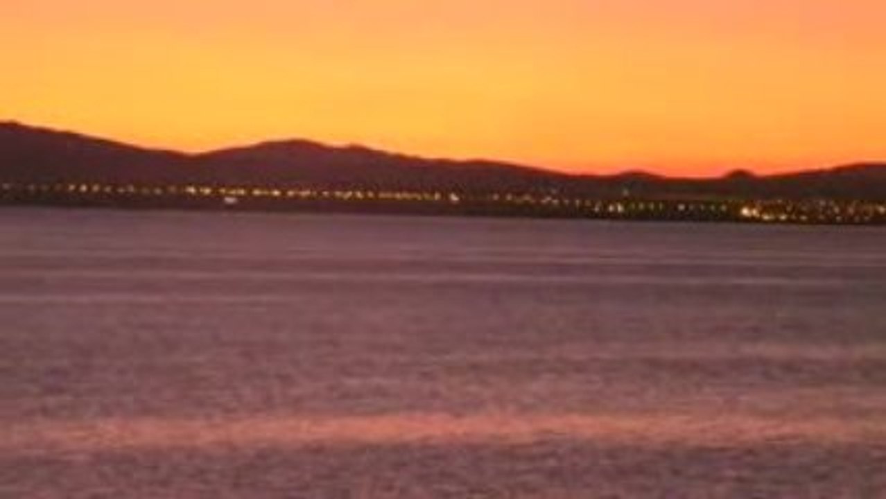 LAS OSCURAS GOLONDRINAS-Canta: ANA ARIAS SAAVEDRA