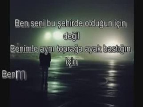 Korkmuyorum seni sevmekten