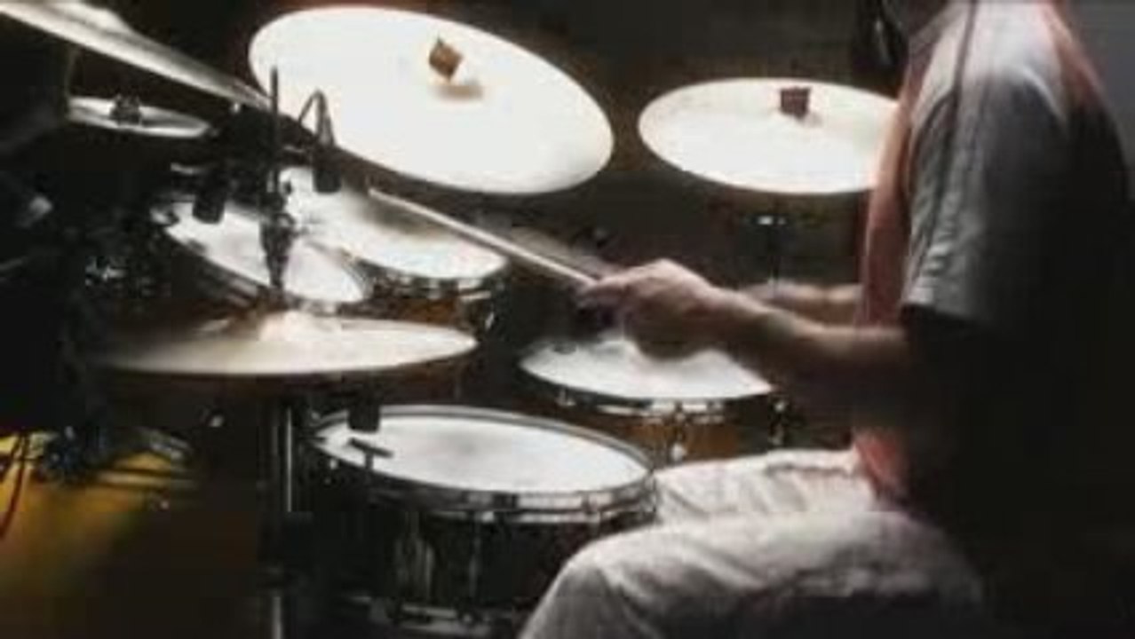 Exercices d’indépendance entre grosse caisse et charley