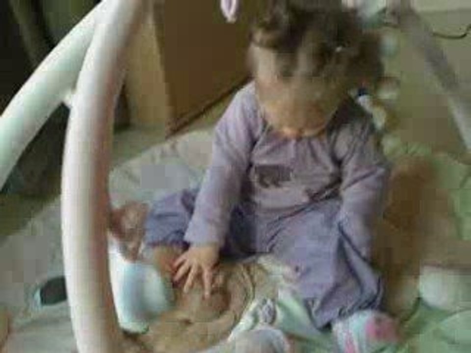 Eloane tient assise !